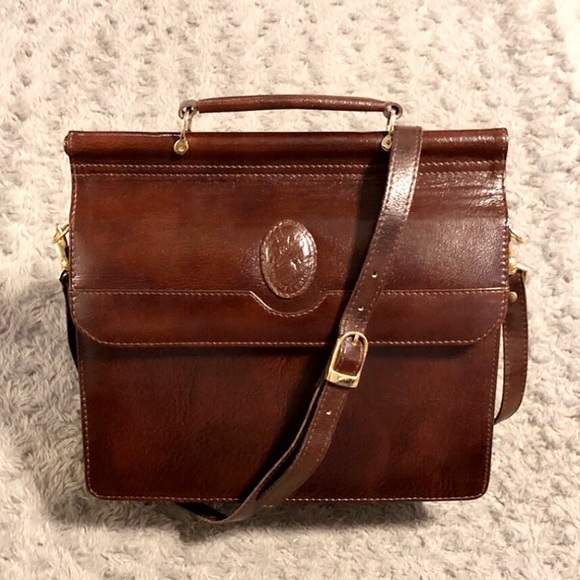 Vintage Handbags - Rare! Vintage Retro 80’s crossbody bag Pristine